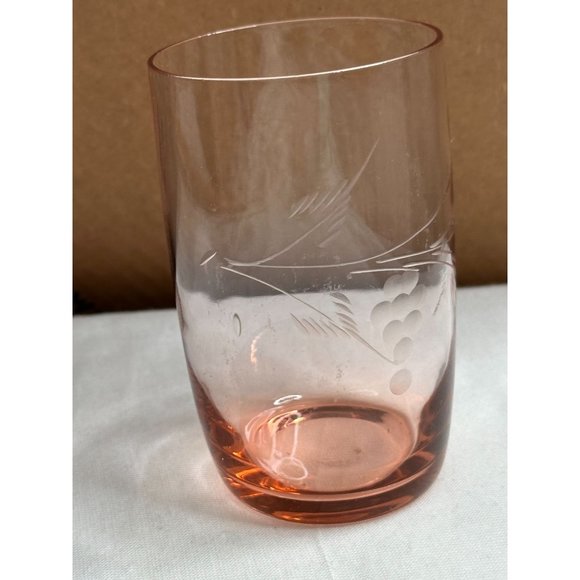 Vtg Pink Etched Glass Dove & Foral Juice 8 Oz.- 5 ea Glassware Very Thin Dainty - Picture 3 of 6